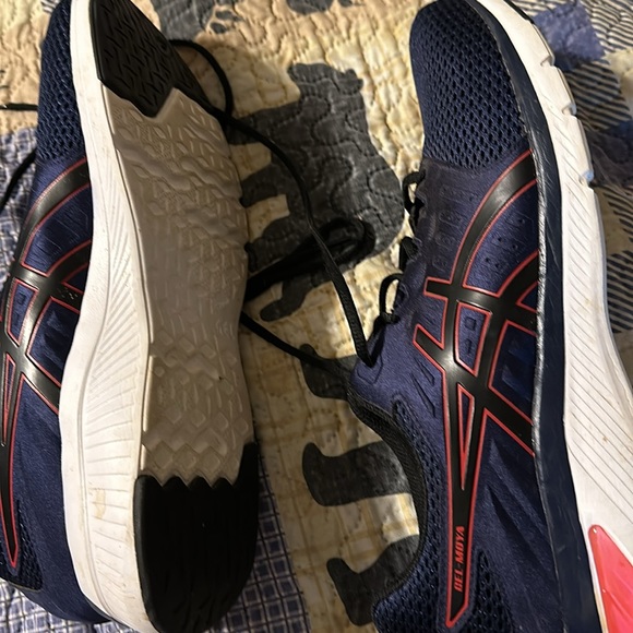 Like new - Picture 3 of 3